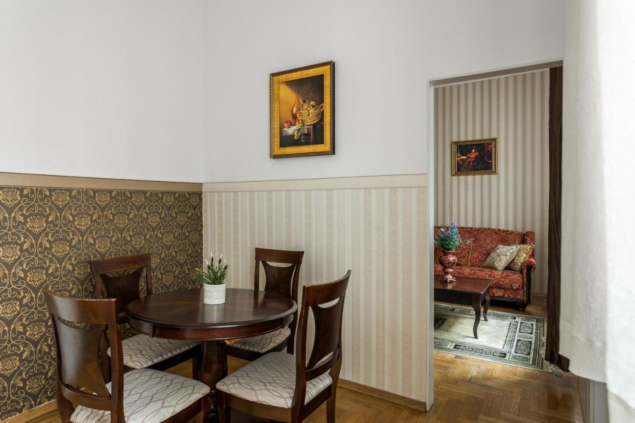 The Spiski Palace Apartments Krakow Exterior photo